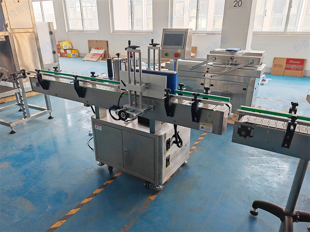 贴标机.jpg 贴标机.jpg