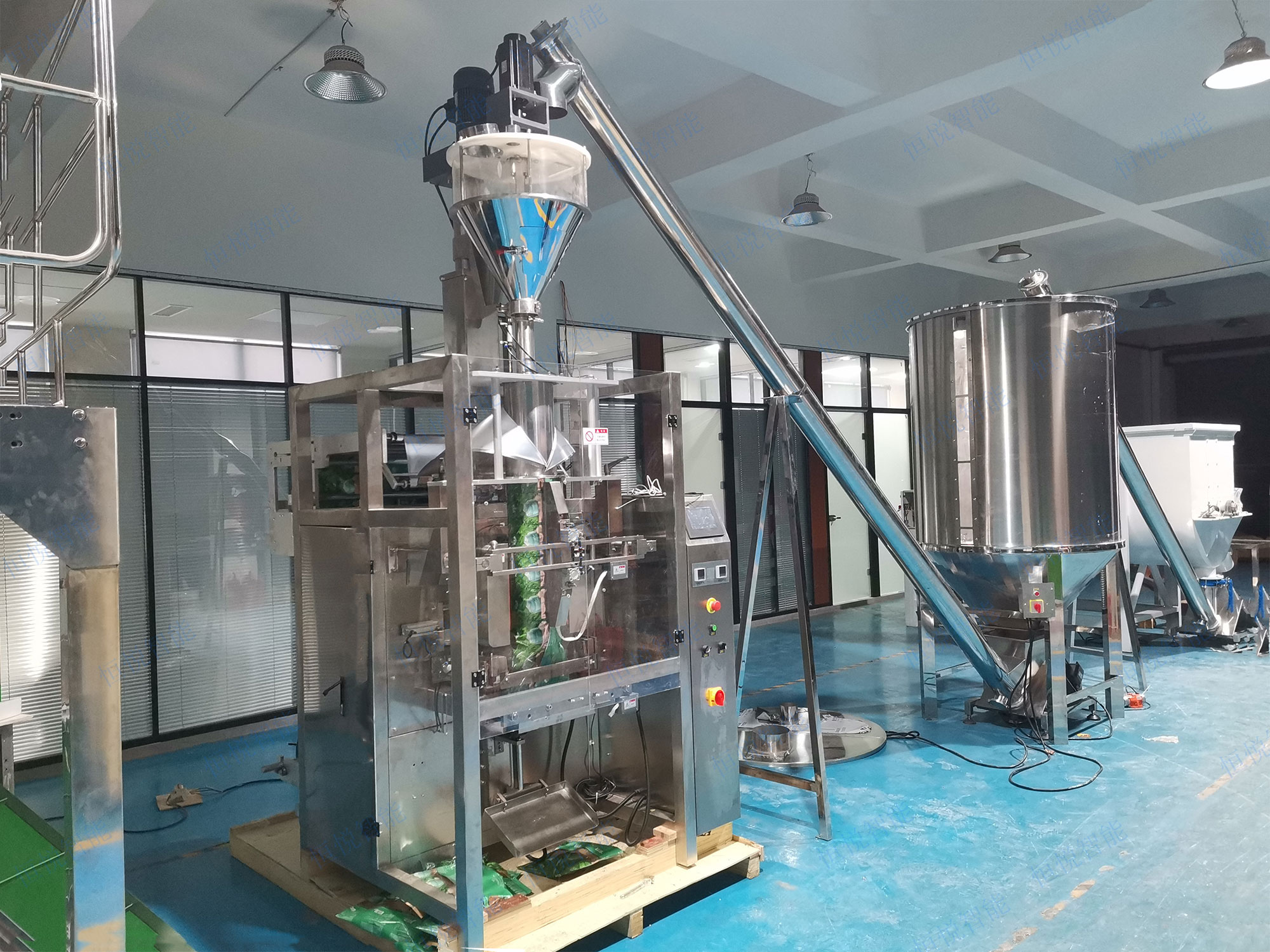 100 - 5000 克全自动粉体包装机适用广泛自动化程度高 100 - 5000 克全自动粉体包装机适用广泛自动化程度高