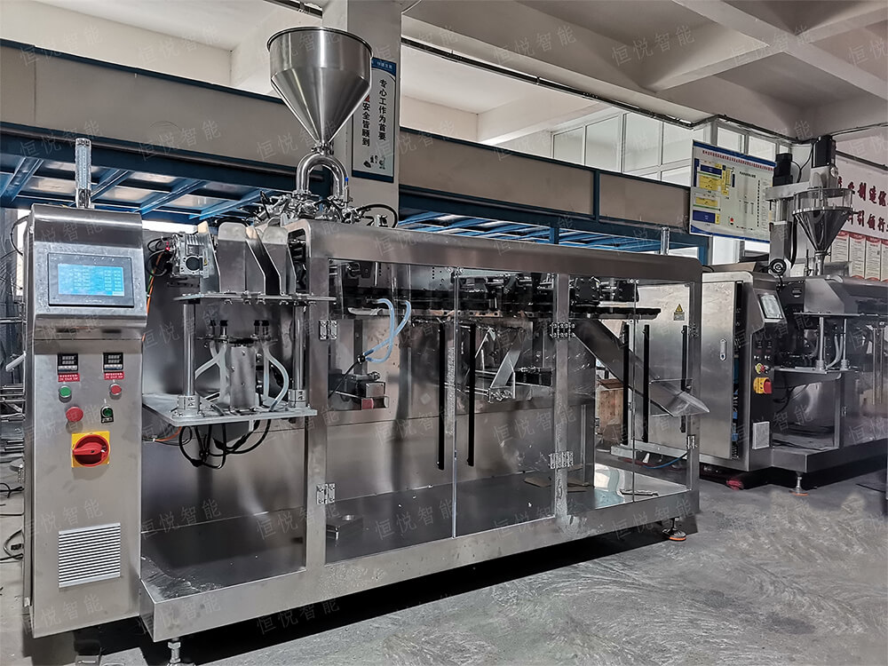 膏体酱料给袋式水平包装机